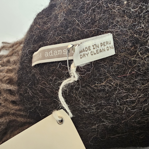 Alicia Adams Alpaca Canyon Throw Blanket - Picture 9 of 14